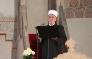 Bajramska hutba reisa Kavazovića: Podredimo svoje ambicije zajednici u kojoj živimo