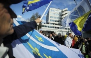 Održani protesti ispred OHR-a: Stop embargu na demokratiju