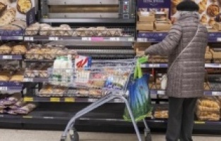 Zbog rata u Ukrajini: Albanci najpesimističniji po pitanju ekonomije