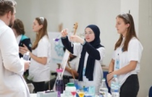 Prvi Maarif Science Fair: Učenici i nastavnici Maarif škola predstavili 36 naučnih projekata