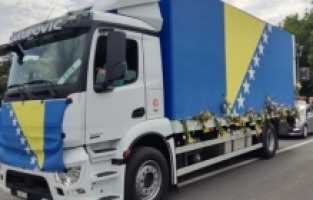 Brojni Bišćani se oprostili od Prijedorčana kojima će sutra biti klanjana dženaza